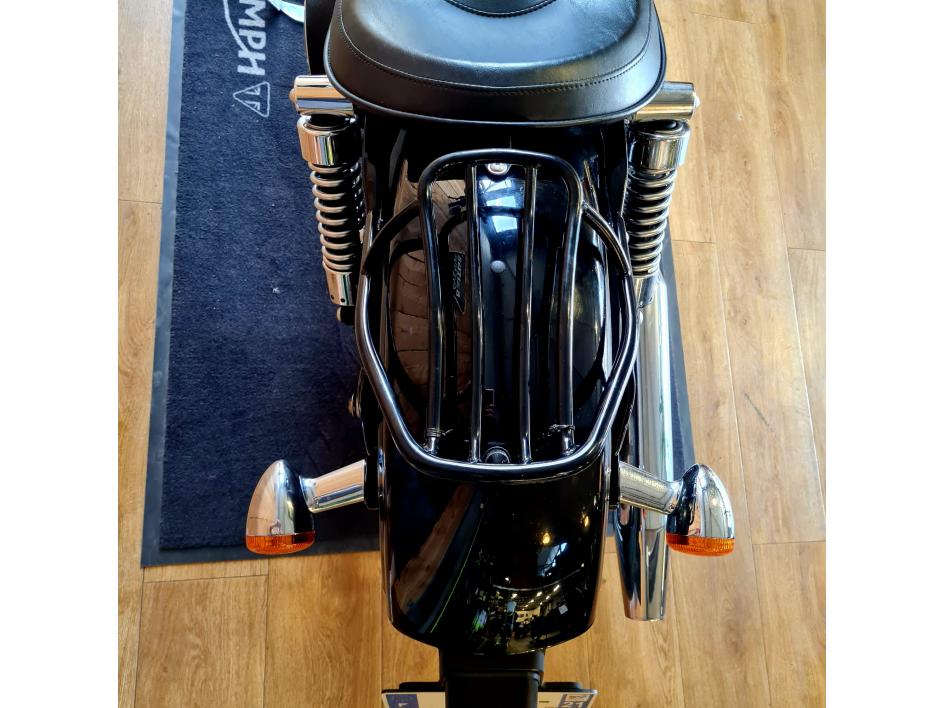 HARLEY-DAVIDSON DYNA STREET BOB 1584