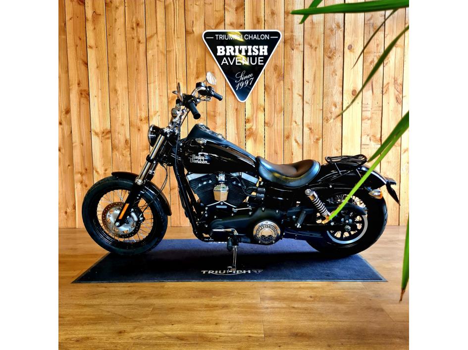 HARLEY-DAVIDSON DYNA STREET BOB 1584
