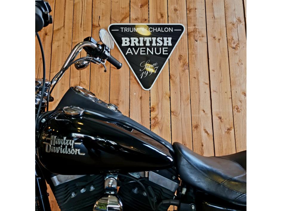 HARLEY-DAVIDSON DYNA STREET BOB 1584