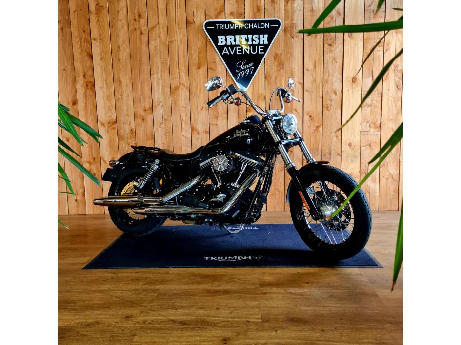HARLEY-DAVIDSON DYNA STREET BOB 1584