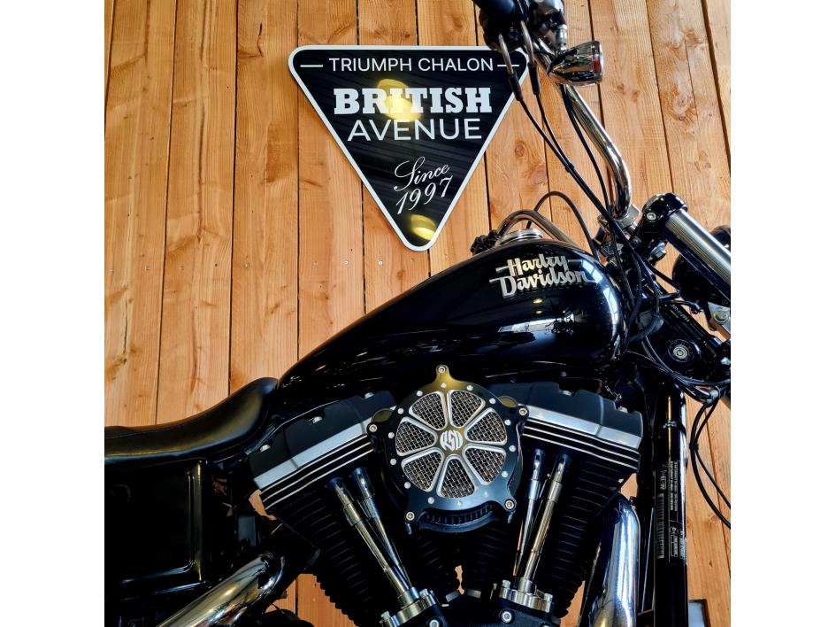 HARLEY-DAVIDSON DYNA STREET BOB 1584