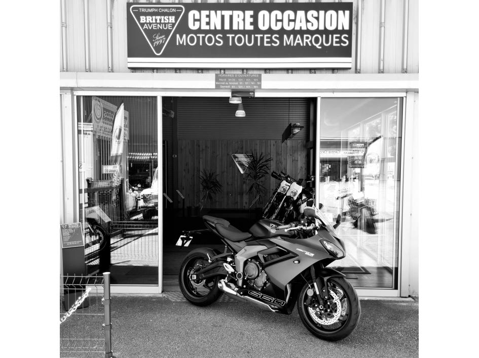 TRIUMPH 	DAYTONA 660