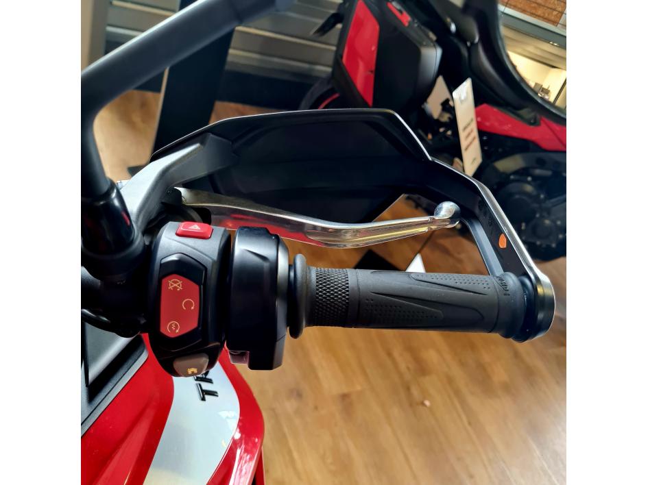 TRIUMPH Tiger 900 GT PRO