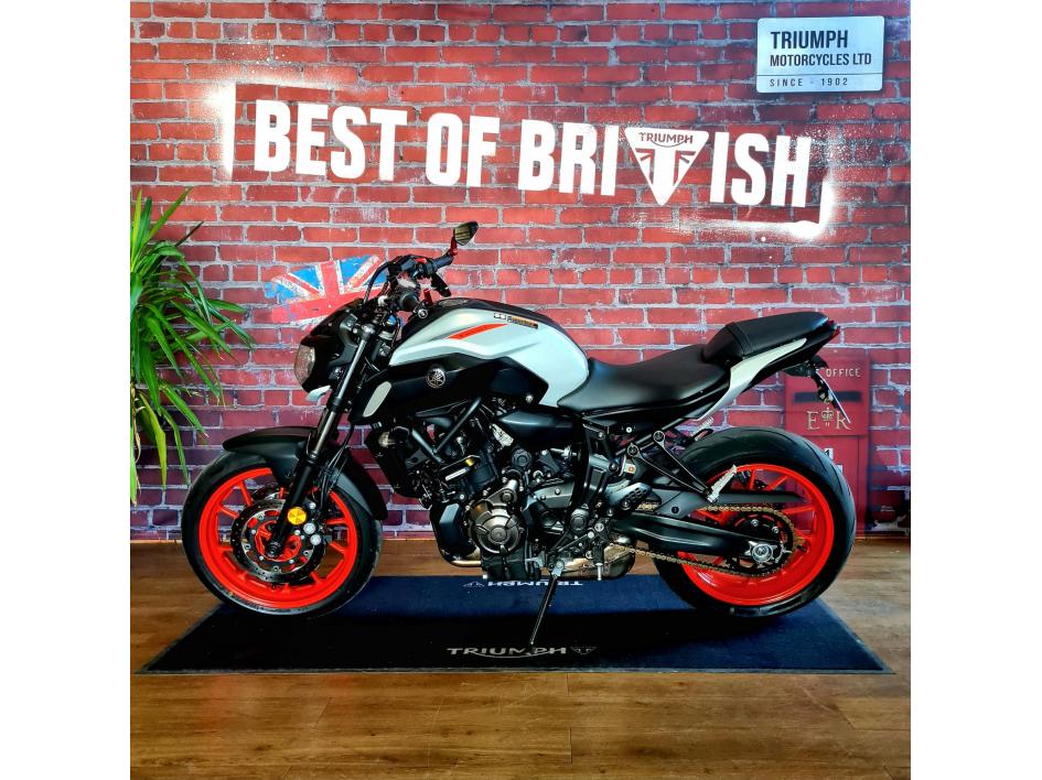 YAMAHA MT-07