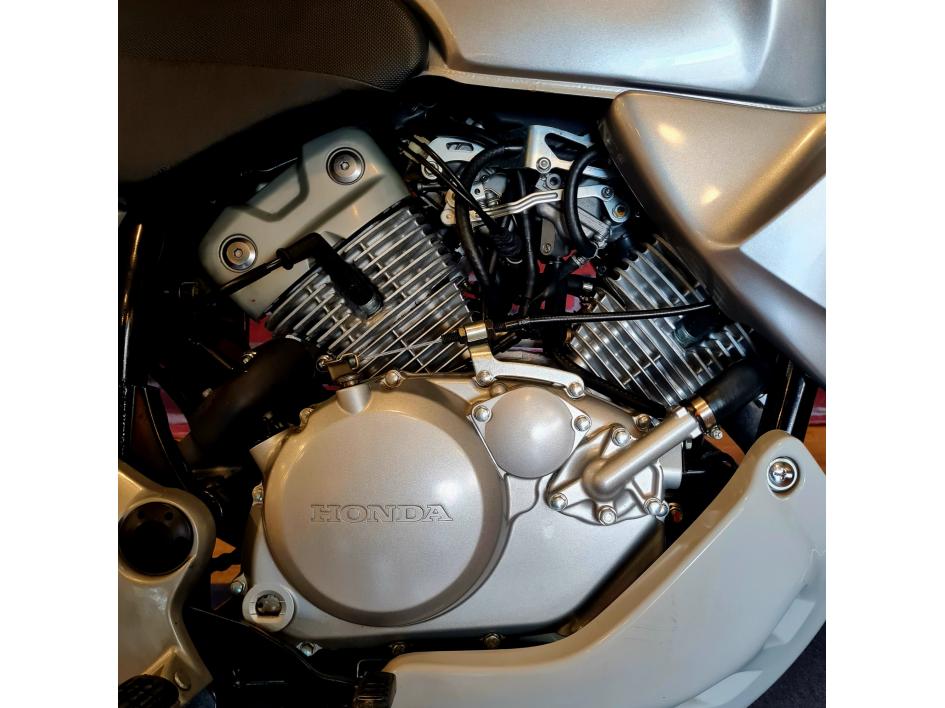 HONDA VARADERO 125