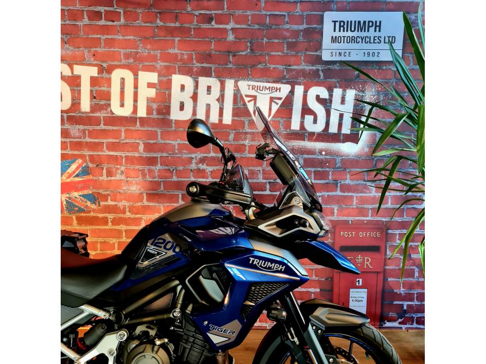 TRIUMPH TIGER 1200 GT PRO