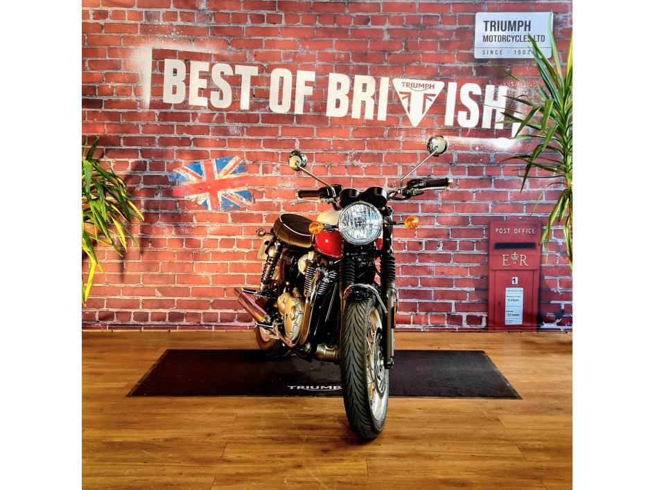 TRIUMPH BONNEVILLE T120