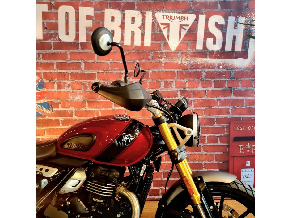 TRIUMPH Scrambler 400 X