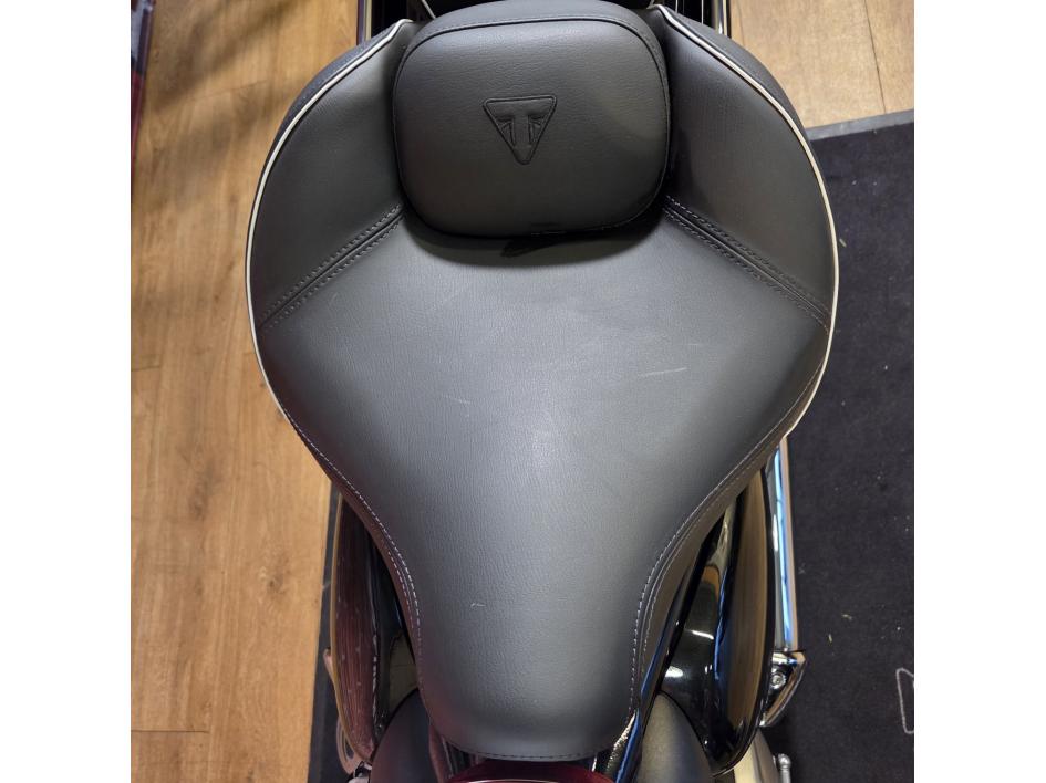 TRIUMPH BONNEVILLE SPEEDMASTER 1200