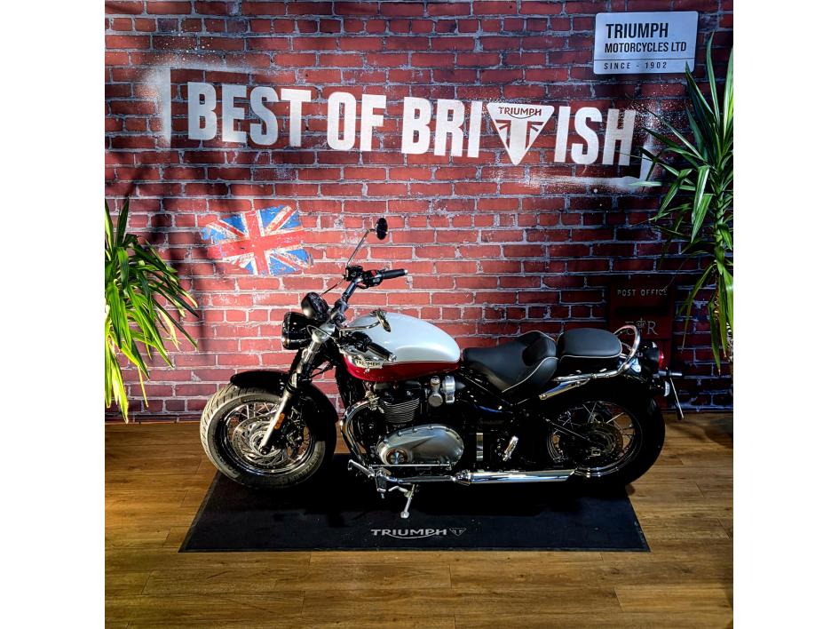 TRIUMPH BONNEVILLE SPEEDMASTER 1200