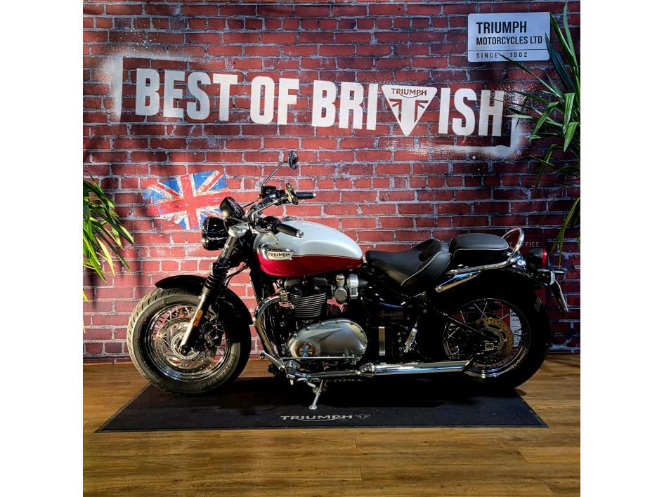 TRIUMPH BONNEVILLE SPEEDMASTER 1200