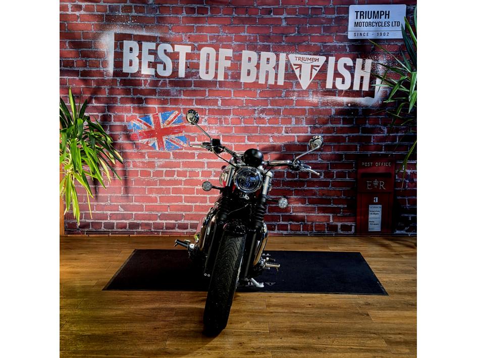 TRIUMPH BONNEVILLE SPEEDMASTER 1200