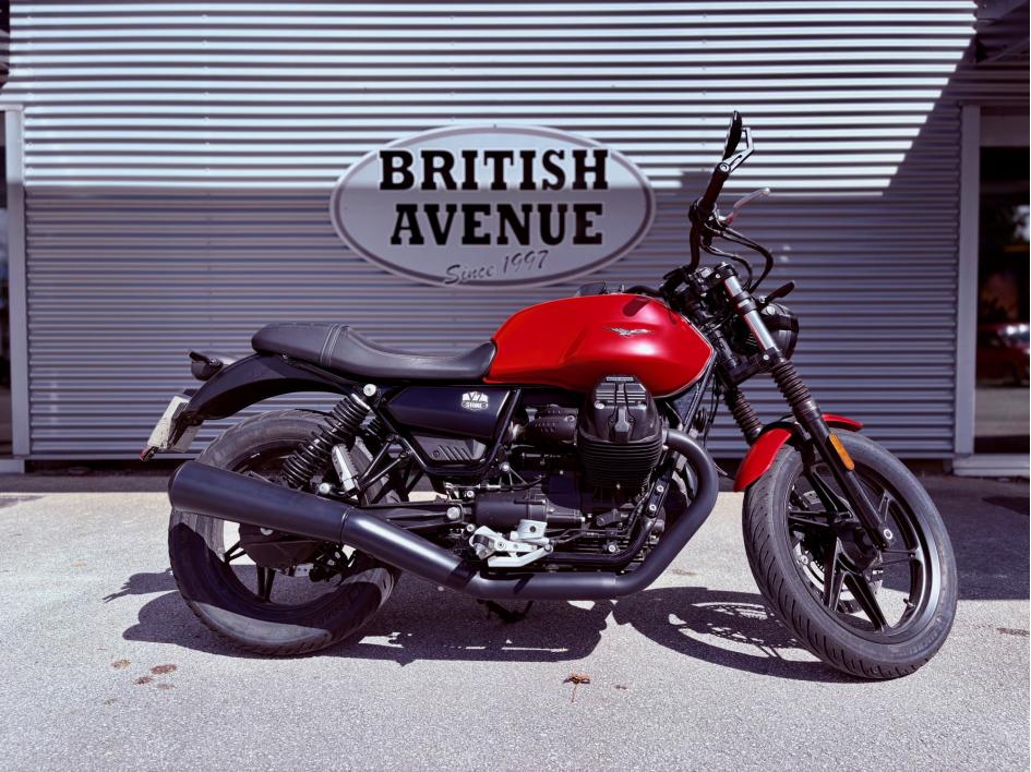 MOTO GUZZI V7 STONE 850
