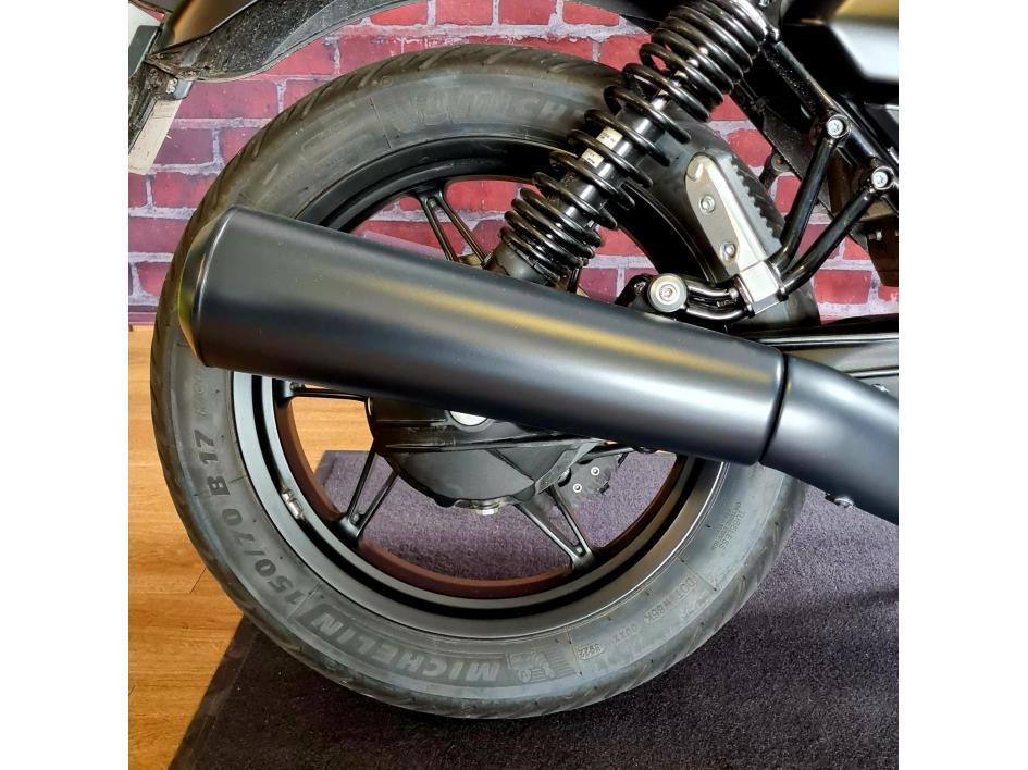 MOTO GUZZI V7 STONE 850