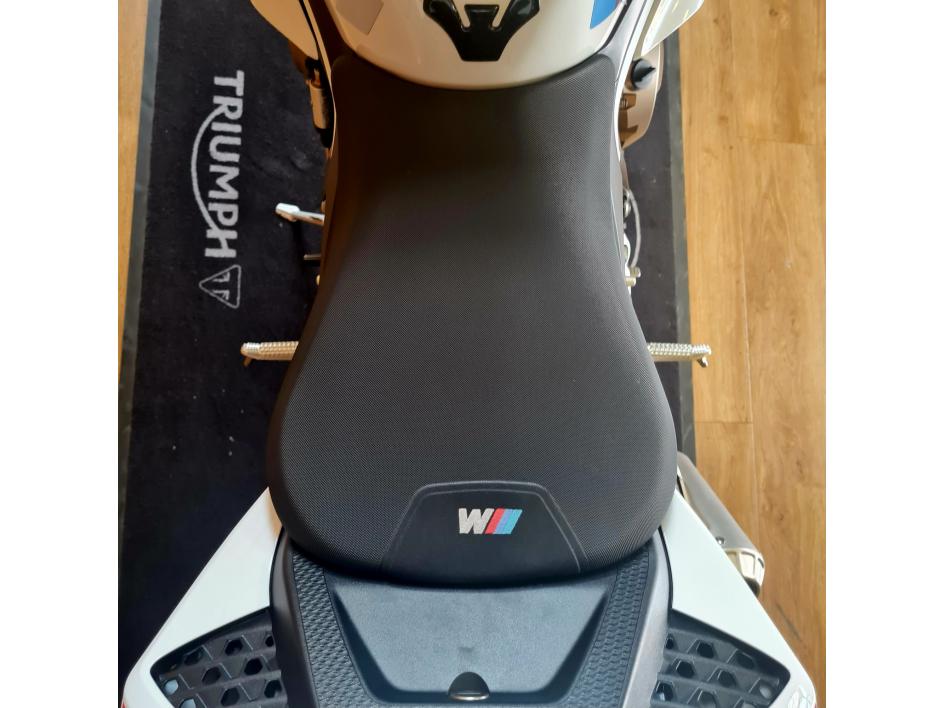 BMW S 1000 RR (pack M jantes M carbone)