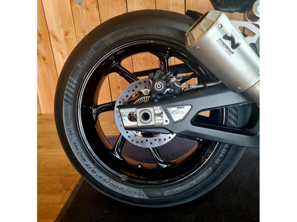 BMW S 1000 RR (pack M jantes M carbone)