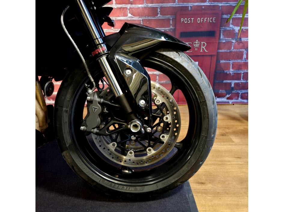 TRIUMPH TIGER SPORT 800