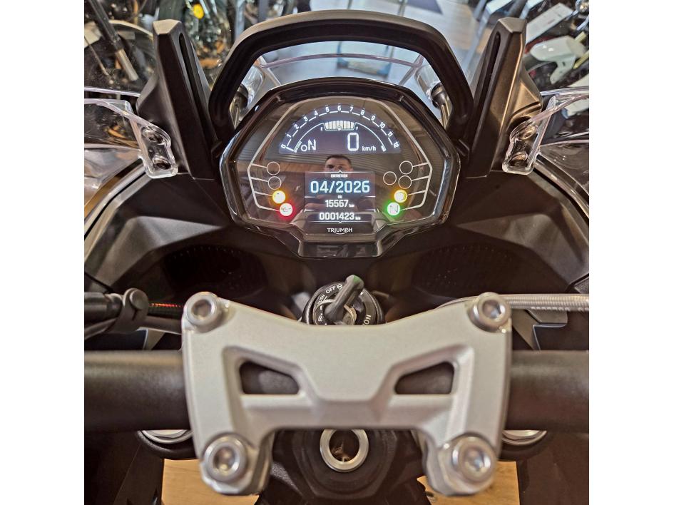 TRIUMPH TIGER SPORT 800