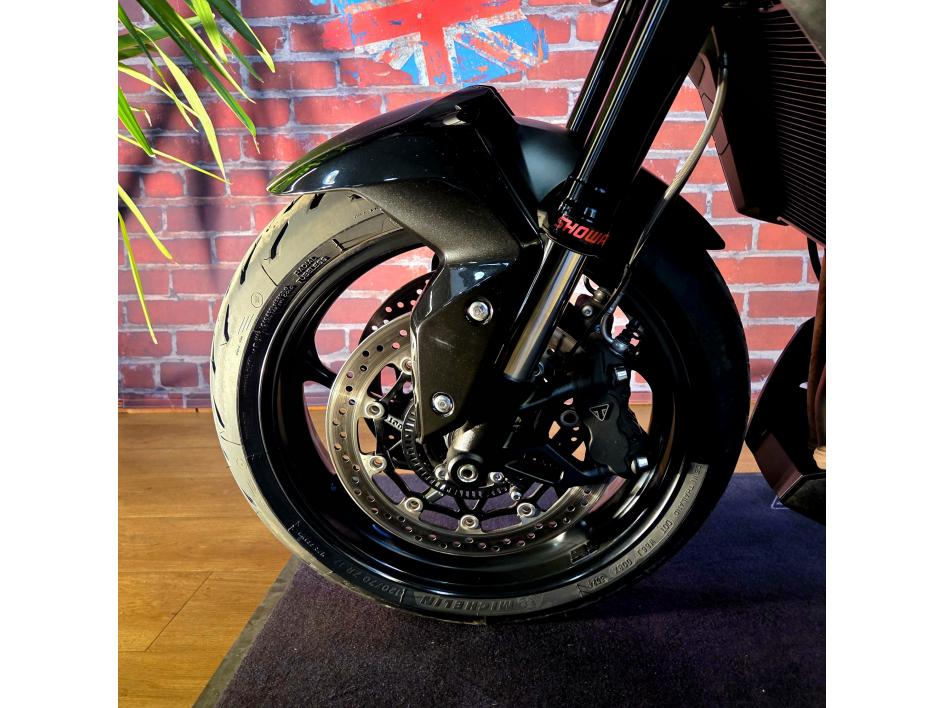 TRIUMPH TIGER SPORT 800