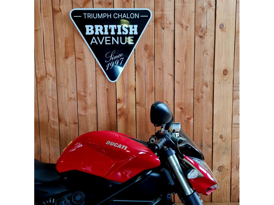 DUCATI 1098 STREET FIGHTER