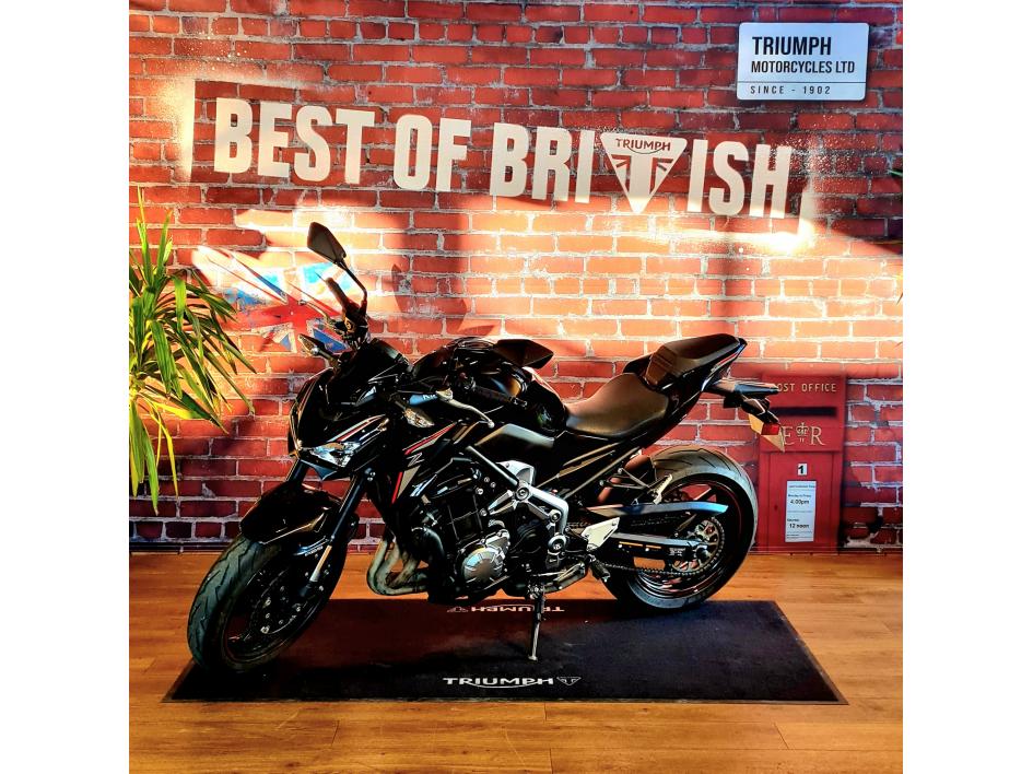 KAWASAKI Z 900