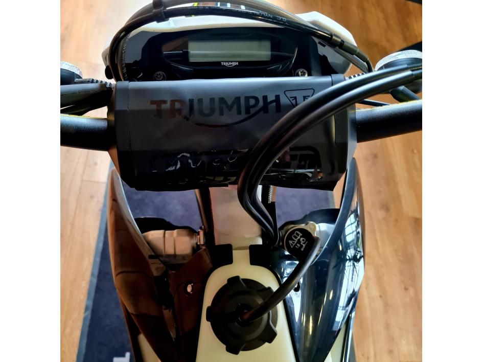TRIUMPH TF 250-E