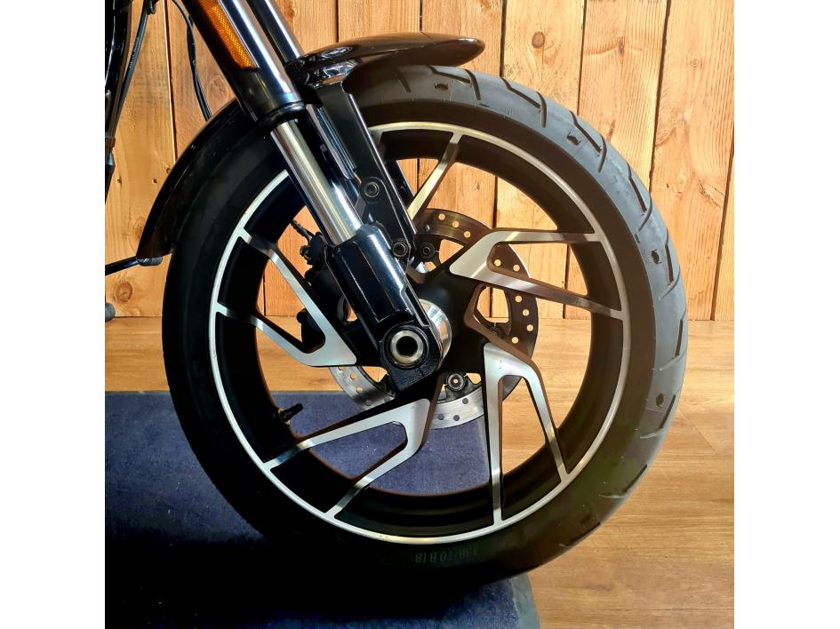 HARLEY-DAVIDSON SOFTAIL SPORT GLIDE 1745 