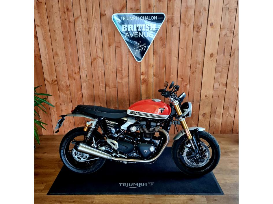 TRIUMPH SPEED TWIN 1200 RS