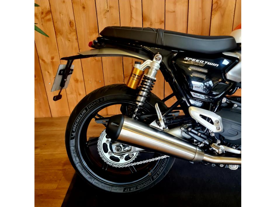TRIUMPH SPEED TWIN 1200 RS