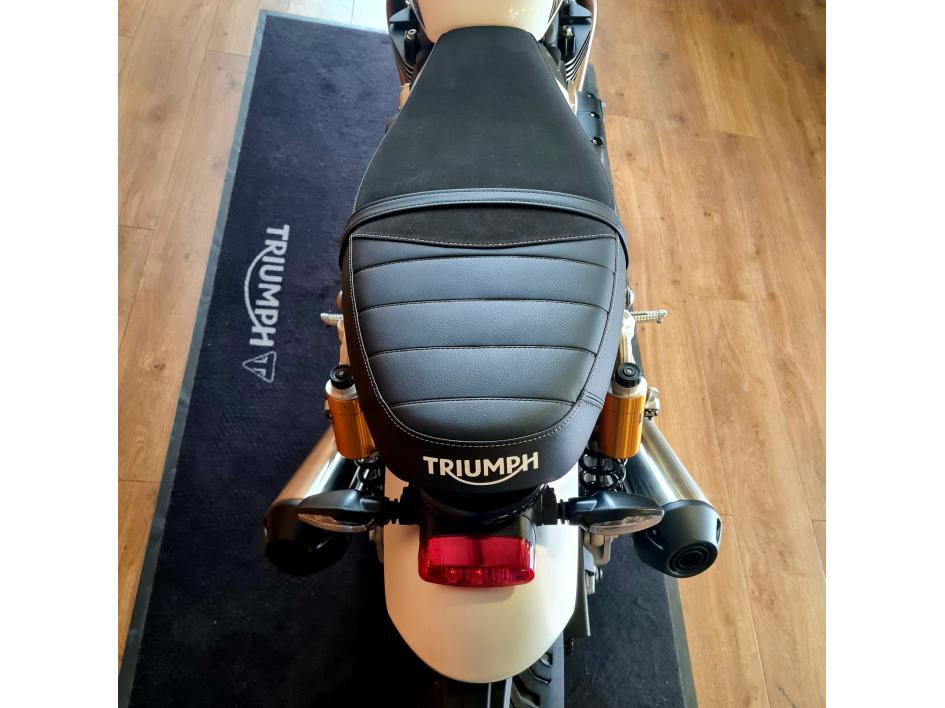 TRIUMPH SPEED TWIN 1200 RS