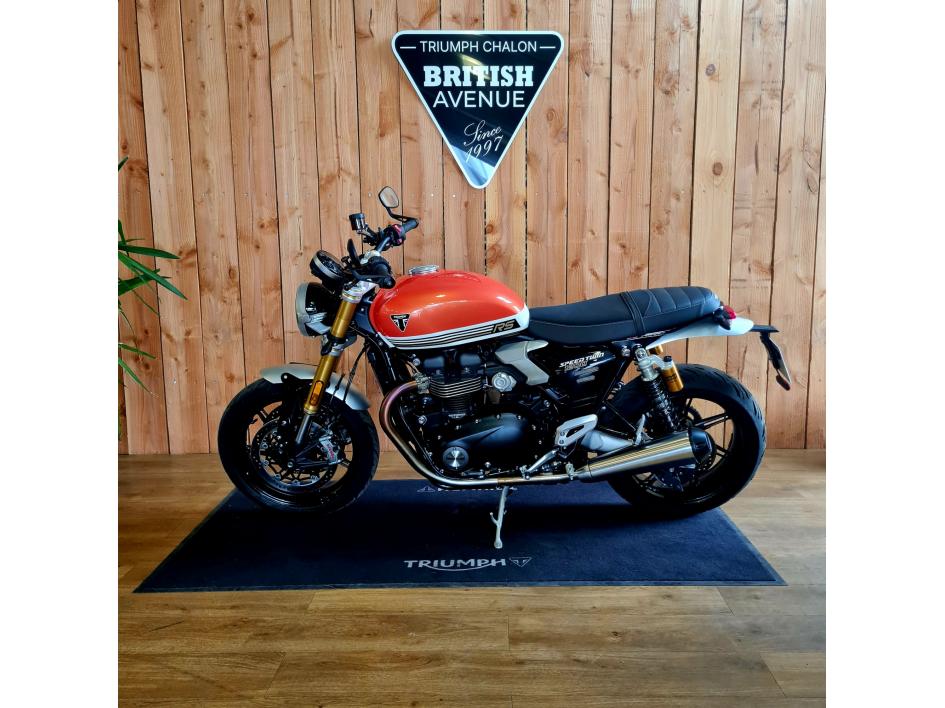 TRIUMPH SPEED TWIN 1200 RS