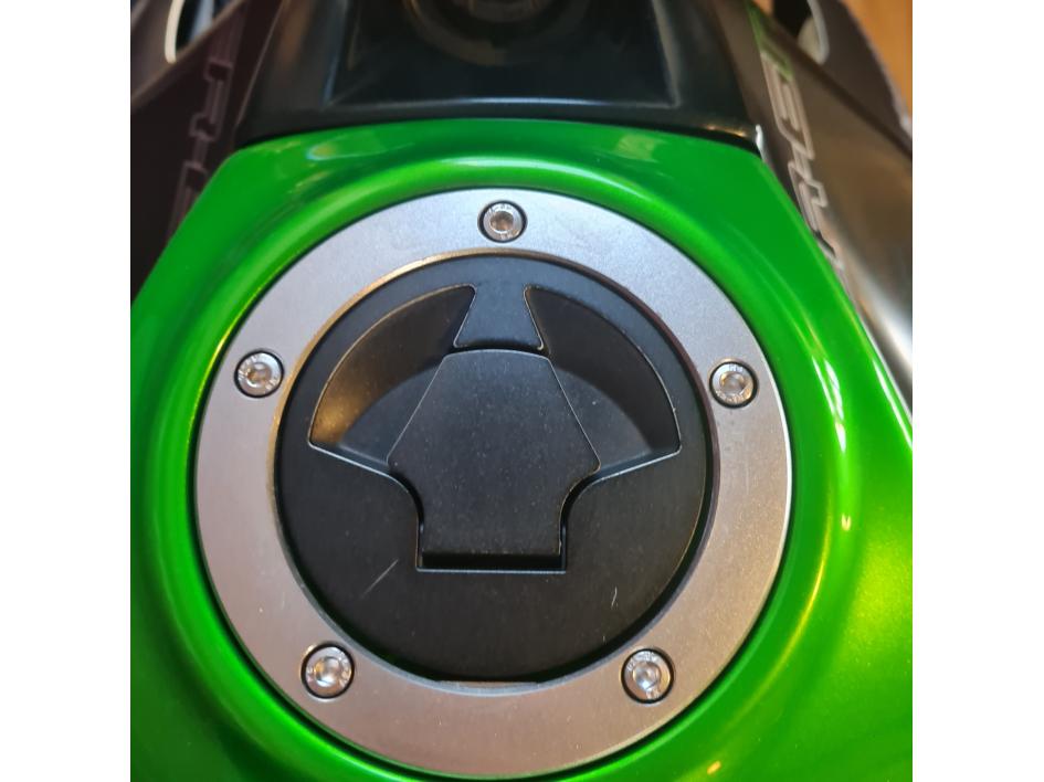 KAWASAKI ER-6 (47.5CV)