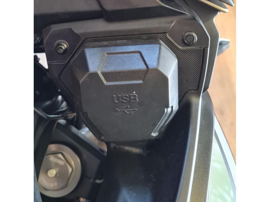 KAWASAKI VERSYS 650 GRAND TOURER