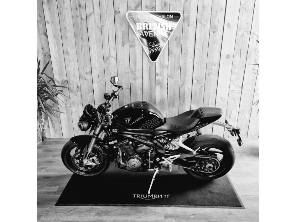 TRIUMPH SPEED TRIPLE 1200 RS
