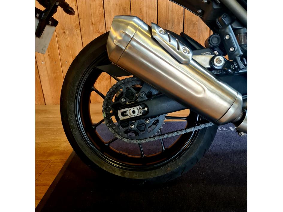 TRIUMPH SPEED 400