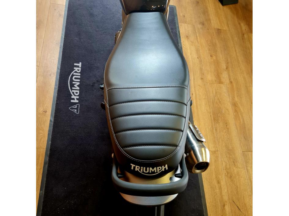 TRIUMPH SPEED 400