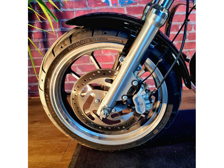 HARLEY-DAVIDSON SPORTSTER SUPERLOW 1200