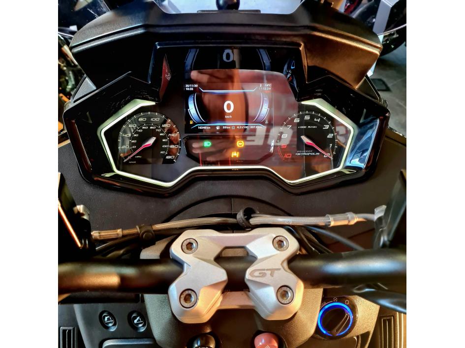 PEUGEOT METROPOLIS 400 GT