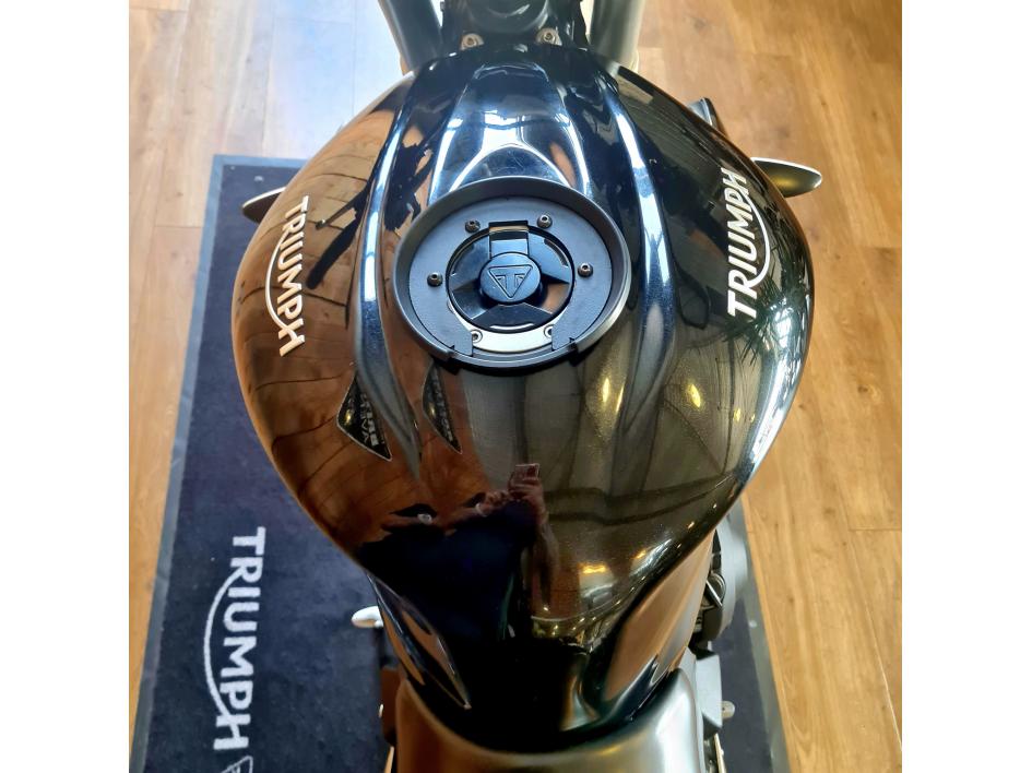 TRIUMPH STREET TRIPLE 765 S 