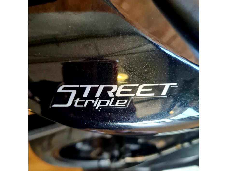 TRIUMPH STREET TRIPLE 765 S 