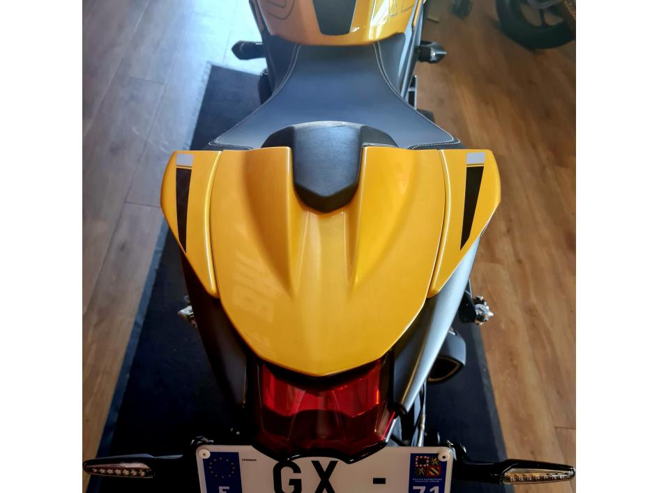 TRIUMPH STREET TRIPLE 765 RS
