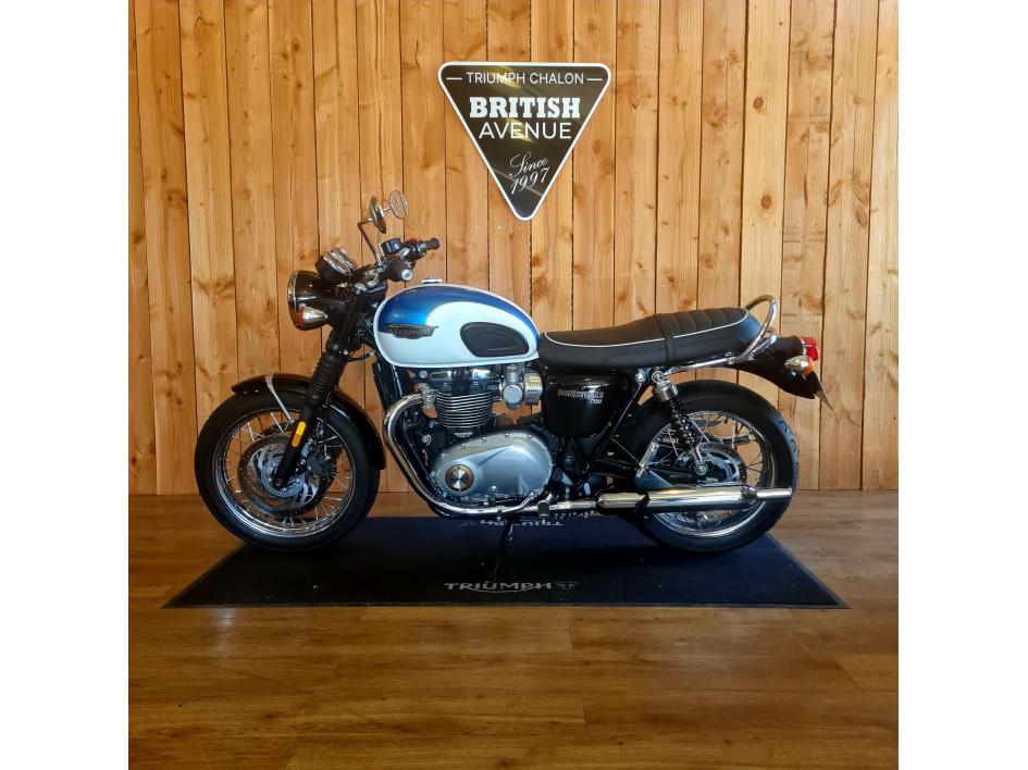TRIUMPH BONNEVILLE T120