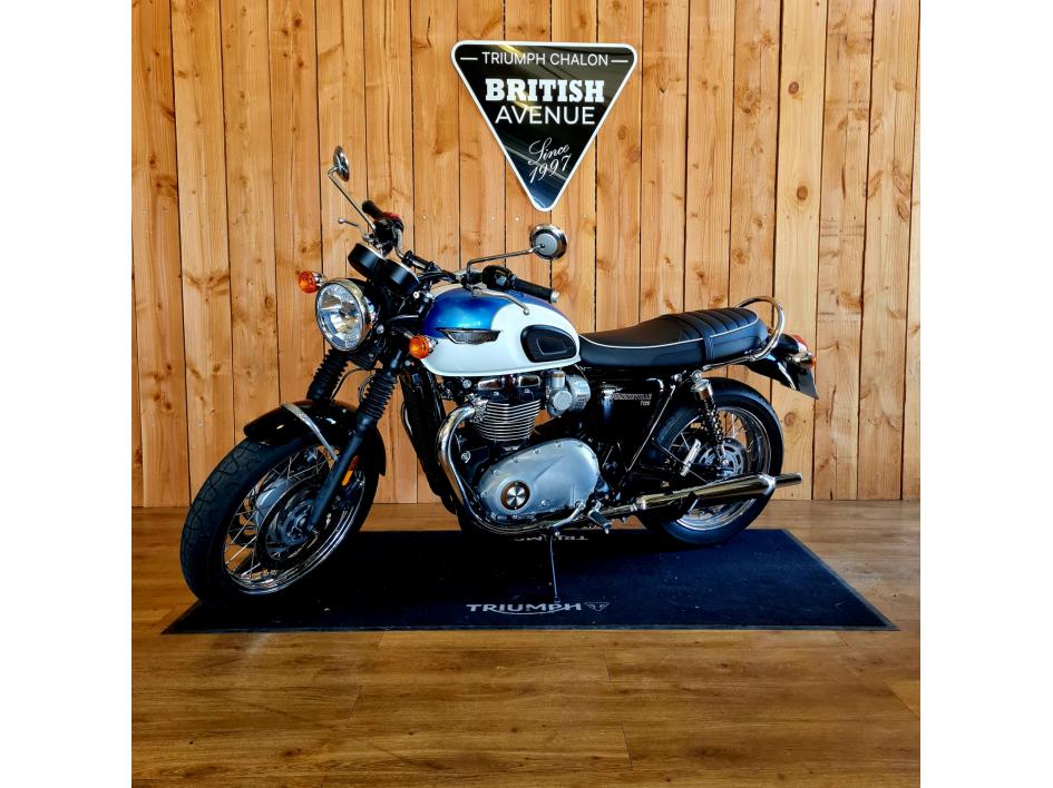 TRIUMPH BONNEVILLE T120
