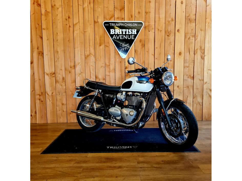 TRIUMPH BONNEVILLE T120