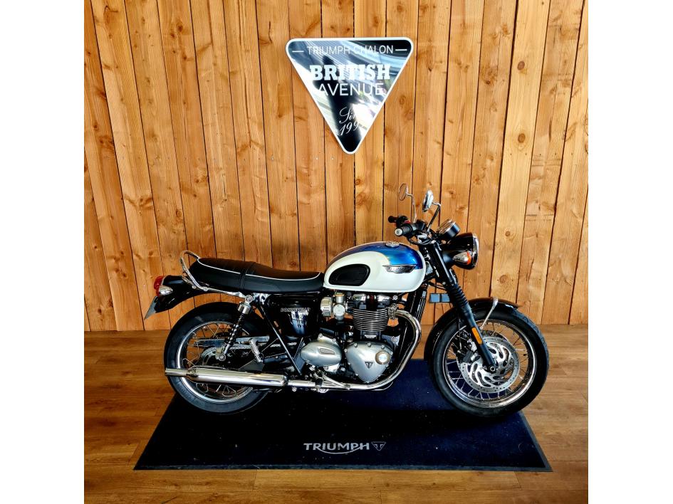 TRIUMPH BONNEVILLE T120