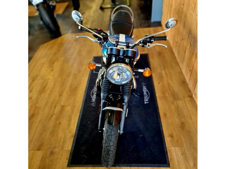 TRIUMPH BONNEVILLE T120