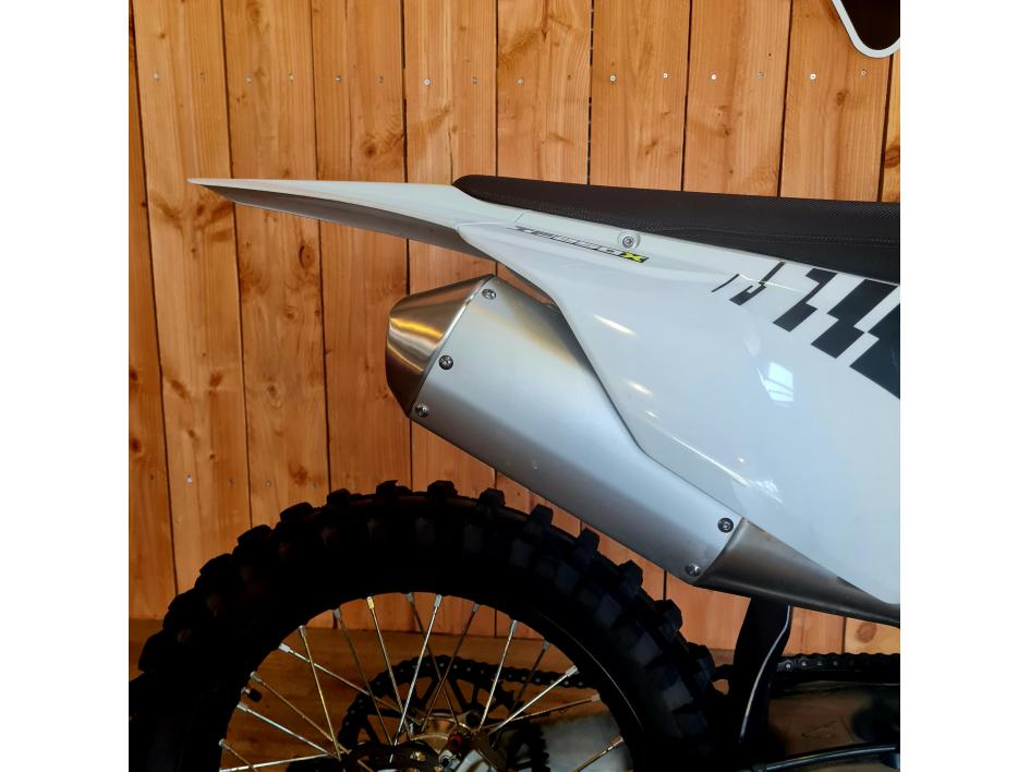 TRIUMPH TF 250-X