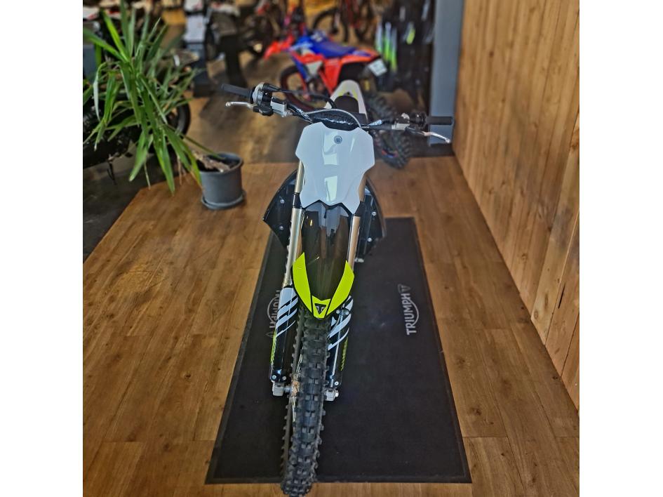 TRIUMPH TF 250-X