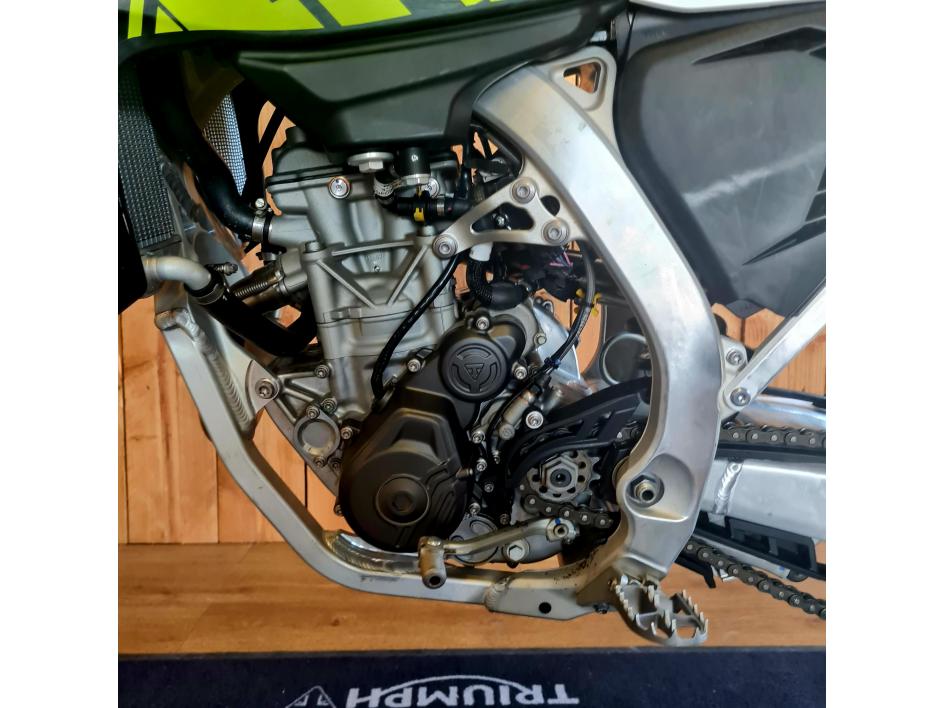 TRIUMPH TF 250-X