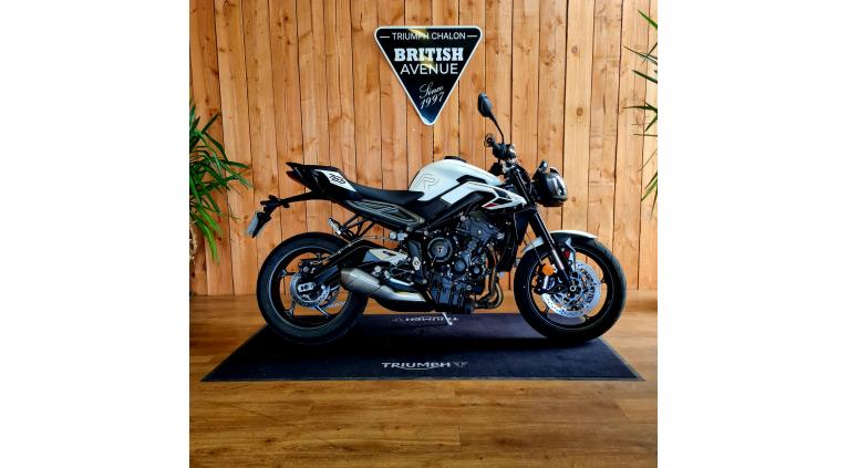 TRIUMPH STREET TRIPLE 765 R